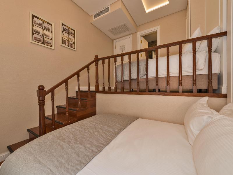 Otel Ada Karaköy 3*